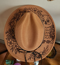 Load image into Gallery viewer, 26* Laser burned felt hat