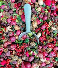 Load image into Gallery viewer, Candy Cane Handcrafted Country Potpourri.