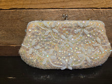 Load image into Gallery viewer, Vintage Beaded Purse
