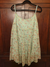 Load image into Gallery viewer, Floral Skirts
