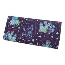 Load image into Gallery viewer, Succulent Terrarium Glasses Case – Cactus – Vegan Leather
