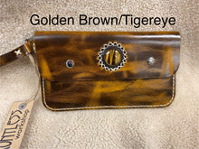 Load image into Gallery viewer, 21* Large Wristlet

