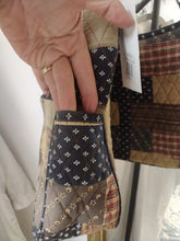 Load image into Gallery viewer, Patchwork purse
